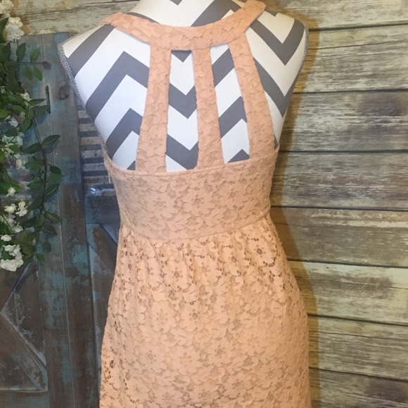 Peach Lace Fit & Flare Caged Back Halter Dress - Picture 4 of 5